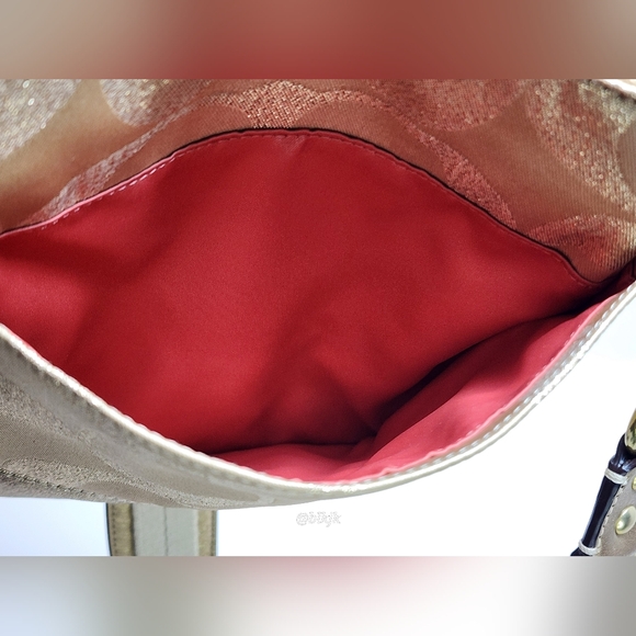 Coach Gold Metallic Signature C Crossbody *Cream/Gold* EUC - Picture 11 of 15